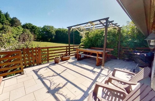 Les Martys Cottage | Beautiful 3 épis country gîte, large south-facing terrace
