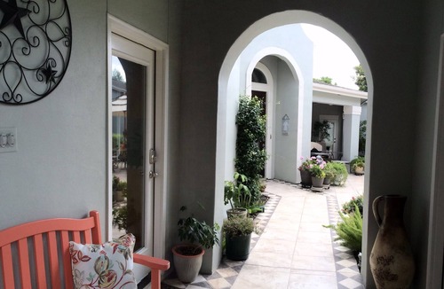 North San Antonio - SAT House | Beautiful 3 bdrm. with large tropical patio, hot tub in gated com. 268 nightly.