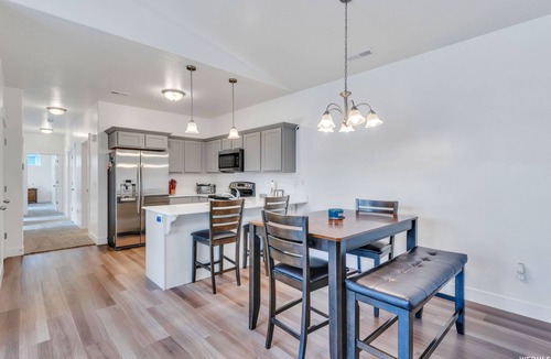 Vineyard Condo | Beautiful 3 bed 2 bath, Lakeside Condo