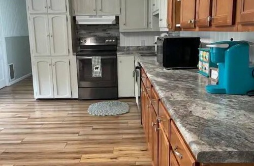 Casco House | Beautiful 3 bed 2 bath ranch home