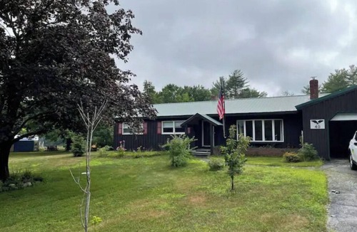 Casco House | Beautiful 3 bed 2 bath ranch home