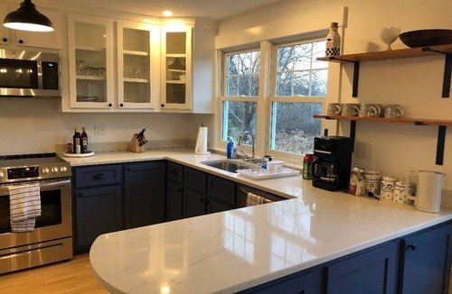 Woodstock House | Beautiful 3 bed, 3.5 bath on 6 acres
