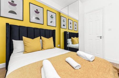 St. Johns Wood Apartment | Beautiful 3 Bed 3 bath in Edgeware Road