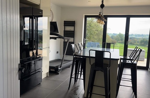 Stramshall House | Beautiful 3-Bed Barn in Uttoxeter