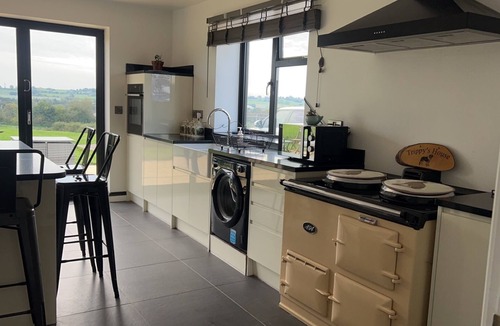 Stramshall House | Beautiful 3-Bed Barn in Uttoxeter