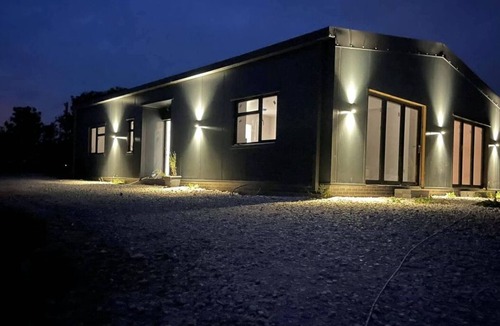 Stramshall House | Beautiful 3-Bed Barn in Uttoxeter