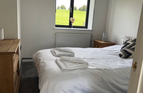 Stramshall House | Beautiful 3-bed Barn in Uttoxeter