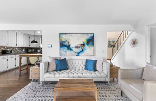 Canandaigua House | Beautiful 3-bed home with Canandaigua lake view and access, Bristol Ski Resort