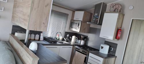 Lydd House | Beautiful 3-Bed Lodge in kent