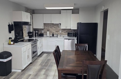 St. Joseph House | Beautiful 3-bedroom house in delightful Saint Joseph, IL!