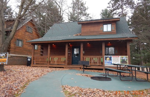 Warrens House | Beautiful 3 Bedroom Cabin