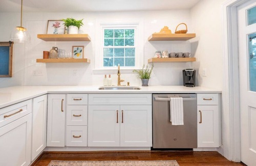 Lynchburg Apartment | Beautiful 3 Bedroom Escape