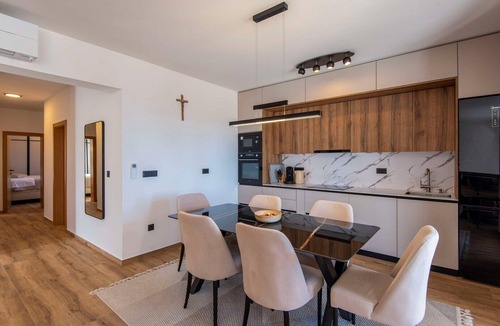 Orebic House | Beautiful 3-Bedroom Holiday Home with amazing sea view!