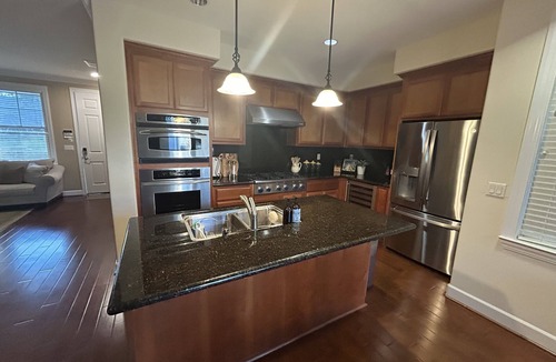 Yountville House | Beautiful 3-bedroom house in Yountville two blocks from Downtown