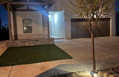 Biggs Field House | Beautiful 3 bedrooms 2 bathrooms home sparkling clean.