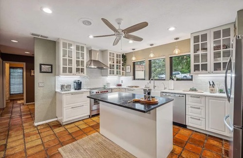 Annetta North House | Beautiful 3 br 3 bath home with pool just minutes from Fort Worth