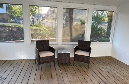 Pimmit Hills House | Beautiful 3 BRs 2 Baths 15 min to DC