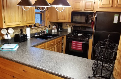 Jasper Cabin | Beautiful 3-story Cabin on the Little Buffalo!