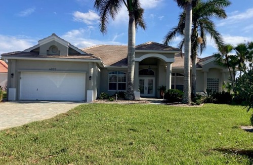 Burnt Store Marina House | Beautiful 3 bed 2 bath rental home in Burnt Store Marina