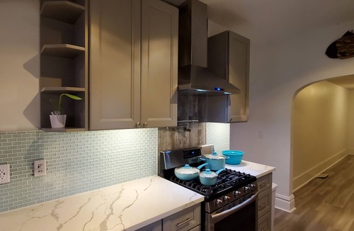 Northeast South Bend House | BEAUTIFUL 3bd 2br/BLOCKS AWAY FROM NOTRE DAME/EDDY ST