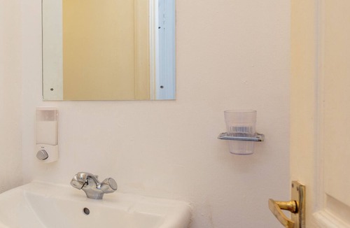 Leith Apartment | Beautiful 3bed Pitt st. Apartment