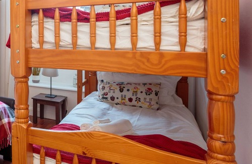 Leith Apartment | Beautiful 3bed Pitt st. Apartment