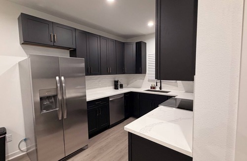 Houston House | Beautiful 3BR Home Stylish, Cozy & Convenient