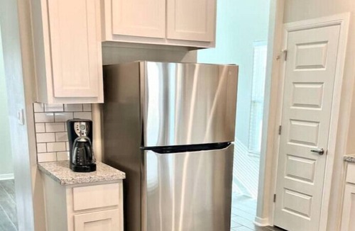 Edinburg House | Beautiful 3R-2B Home in Quiet Community