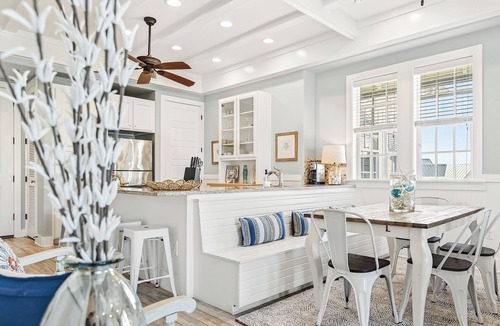 Cinnamon Shore Condo | Beautiful, 3rd-Fl, Pet-Friendly Condo@Cinnamon Shore w/Easy Amenity Access!