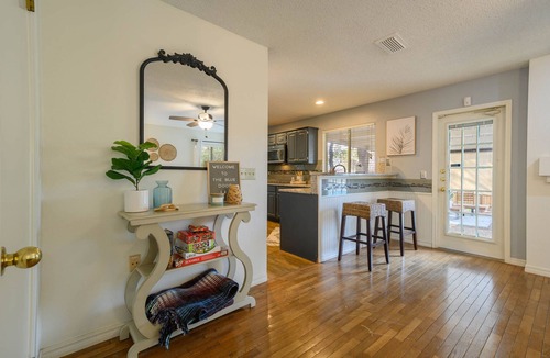 San Antonio House | Beautiful 4/2.5 BA house w/private pool - close to UTSA/La Cantera