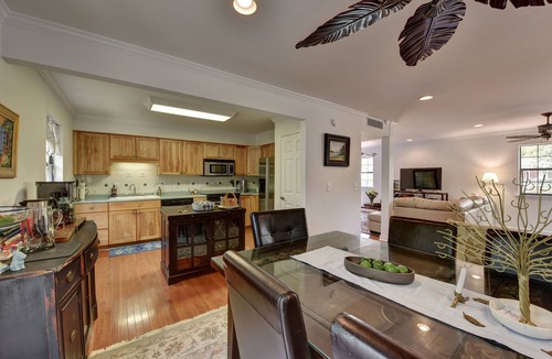 East Beach House | Beautiful 4 bed, 5 full bath, East Beach with Pool, 3 houses from East Beach