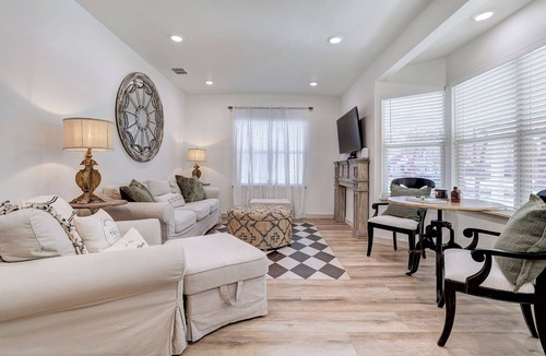 Georgetown House | Beautiful 4 bed, 3 bath house in Historic Georgetown & Close to the University.