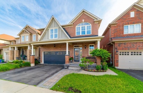 Milton House | Beautiful 4 bed/3 Bath Home Away From Home