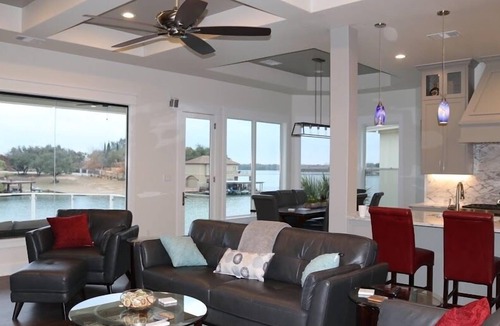 Horseshoe Bay West House | Beautiful 4 bed room 3 1/2 Bath room , Waterfront home in the heart of Horseshoe Bay.