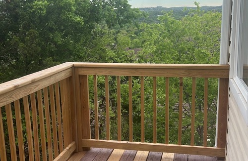 Austin House | Beautiful 4 bedroom 3.5 bath Home 5 minutes from Down Town Austin.
