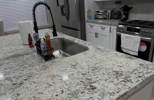 La Porte House | Beautiful 4-bedroom, 3 full baths, sleeps up to 10 located in LaPorte, Texas,