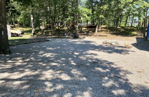 Grand Bend Cottage | Beautiful 4 Bedroom Cottage Next to the Pinery!