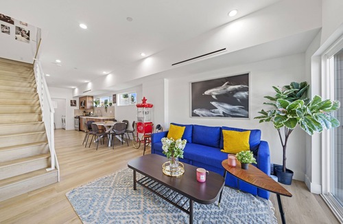 NoHo Arts District House | Beautiful 4 Bedrooms Townhome new construction NoHO! n10 min to universal studio
