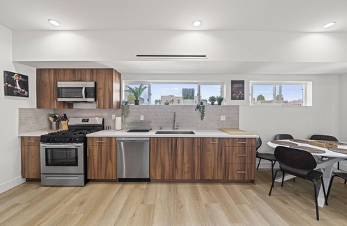 NoHo Arts District House | Beautiful 4 Bedrooms Townhome new construction NoHO! n10 min to universal studio