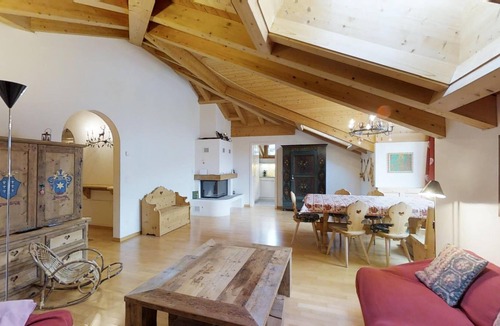 Silvaplana Apartment | Beautiful 4-room apartment in the top floor with approx.