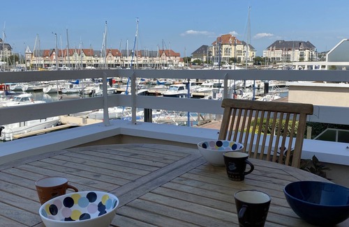 Port Guillaume Apartment | Beautiful 4-Room Duplex with Port View and Terrace