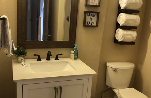 Lakehills House | Beautiful 4bedroom home- Medina Lake