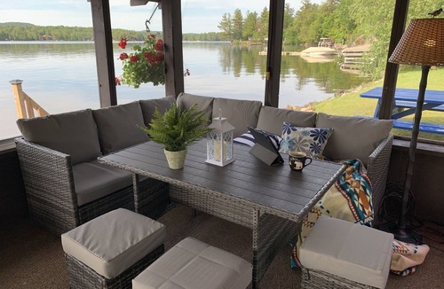 Town of Webb House | Beautiful 4th Lake Home with 3 Kings, Jacuzzi Tub, and Gazebo