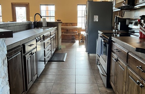 Rio Frio House | Beautiful 5/5.5 home on 5 acres w/private pool. River access 2 m. away