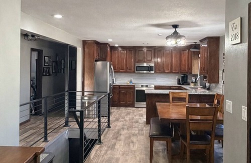 Louisburg House | Beautiful 5-Bdrm Estate in Pvt Neighborhood on 10 Acres Just S of Overland Park