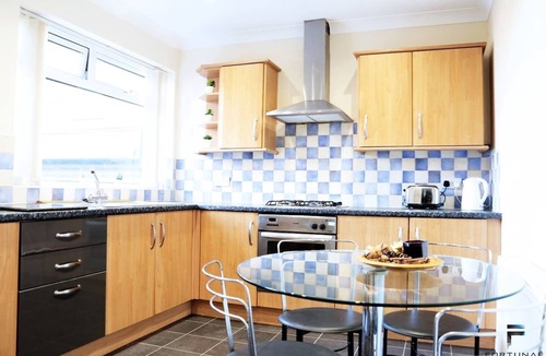 Roker House | Beautiful 5-Bed House Roker Beach