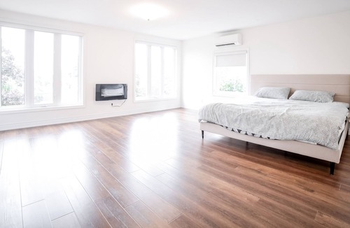 Richmond Hill Villa | Beautiful 5 Bedroom Villa, Modern Interior, surrounded by parks, trails& grocery