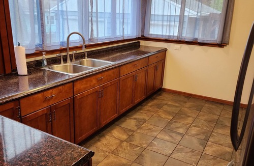 Champaign House | Beautiful 5 bedroom home only minutes from UIUC