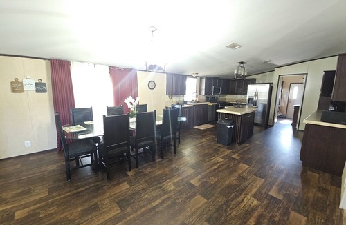 Iraan House | Beautiful 5-bedroom Home! Very spacious