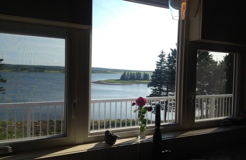 Tracadie House | Beautiful 5 Bedroom Waterfront Home With Over 3000 Sq. Ft Of Living Space!